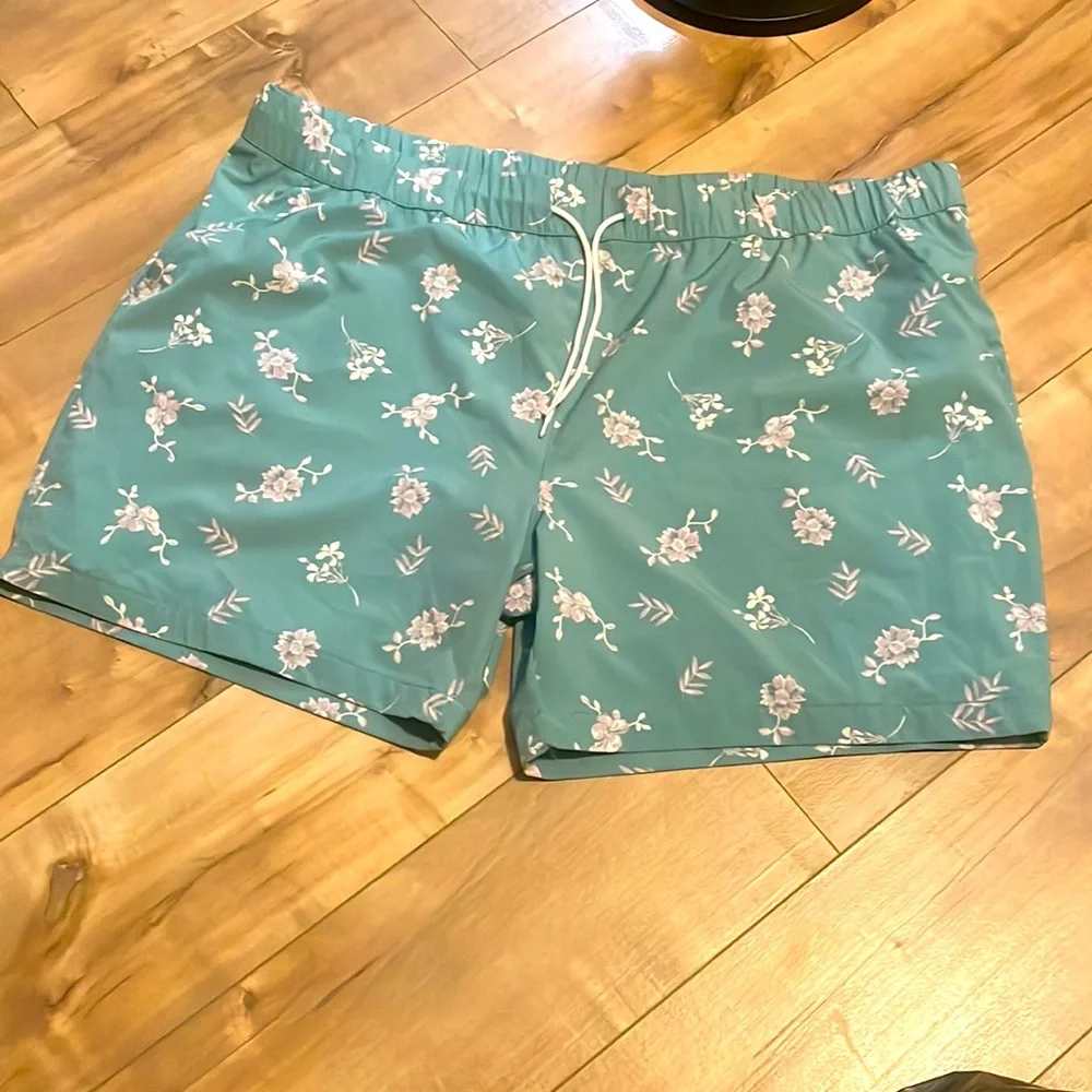 Original Use aqua floral swim shorts size XXL new